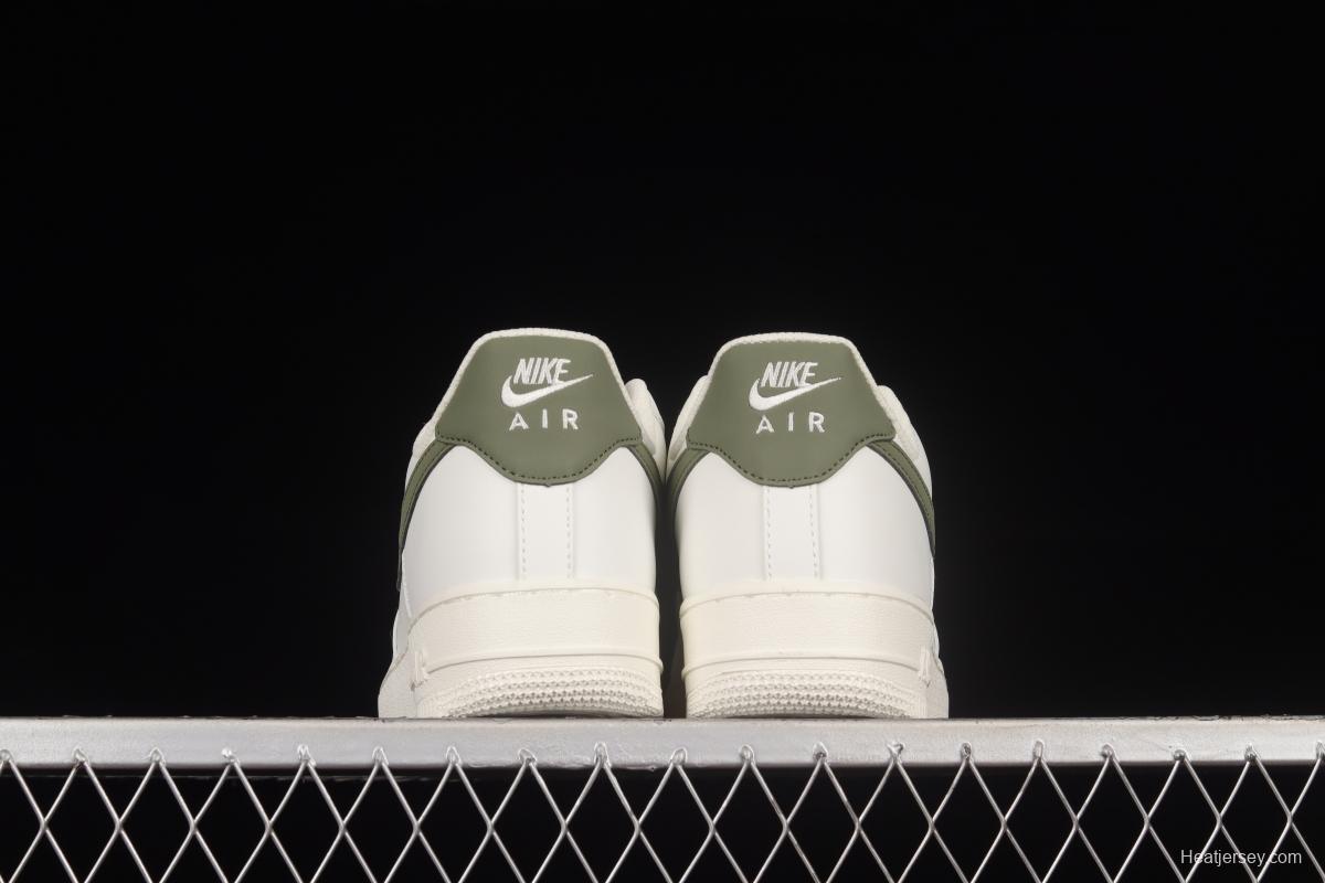 NIKE Air Force 1'07 Low Beige, White and Green Color Matching Low-Top Casual Sneakers CQ5059-110