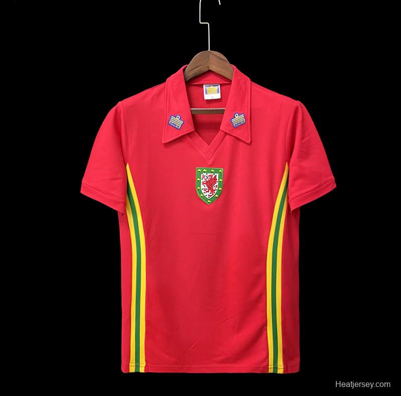 Retro 76/79 Wales home Soccer Jersey